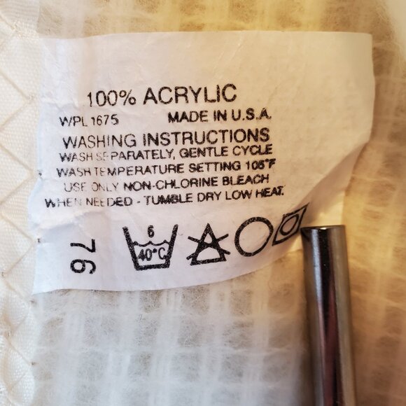 Vintage Acrylic Blanket Twin 66"x 86" Waffle Weave Ivory Satin Trim Reversible - Picture 3 of 8